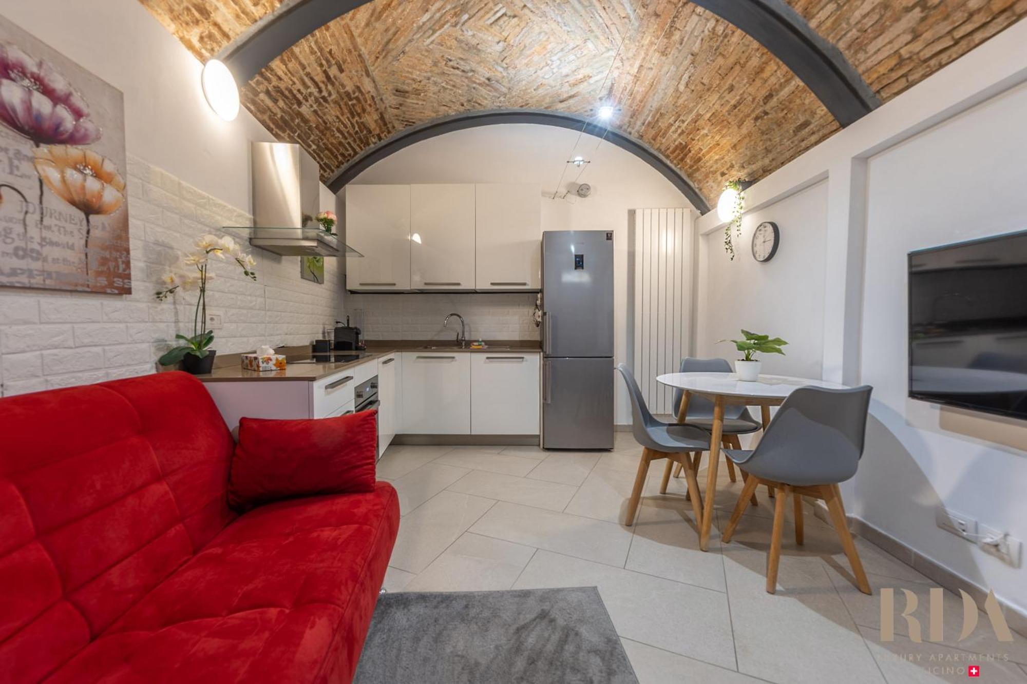 Il Rustico Rda Luxury Apartments Lago Parking 멘드리지오 외부 사진