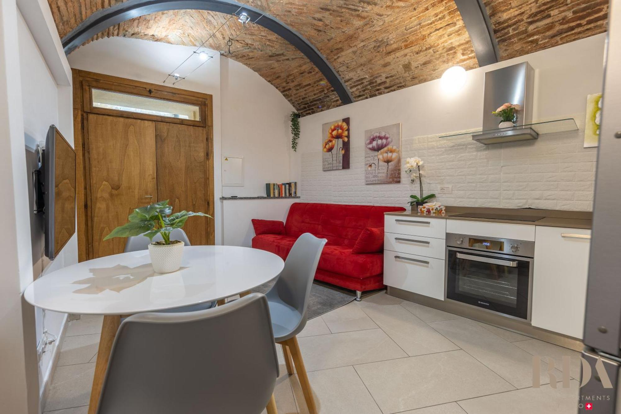Il Rustico Rda Luxury Apartments Lago Parking 멘드리지오 외부 사진